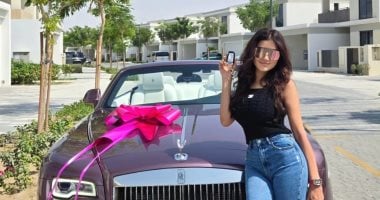 محمد سامى يهدى زوجته مى عمر سيارة فارهة فى عيد ميلادها.. صور – اليوم السابع