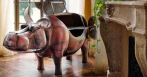 عرض بار فرس النهر النحاسى للنحات لالان للبيع بـ7 ملايين دولار – اليوم السابع