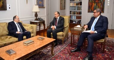 وزير الخارجية يبحث مع رئيس هيئة الدواء آليات تعزيز نفاذ الدواء للأسواق الخارجية – اليوم السابع