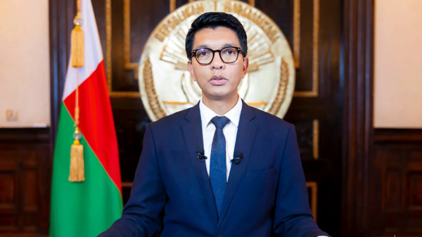 Depuis un lieu inconnu... Le président de Madagascar confirme sa survie et appelle au respect de la Constitution