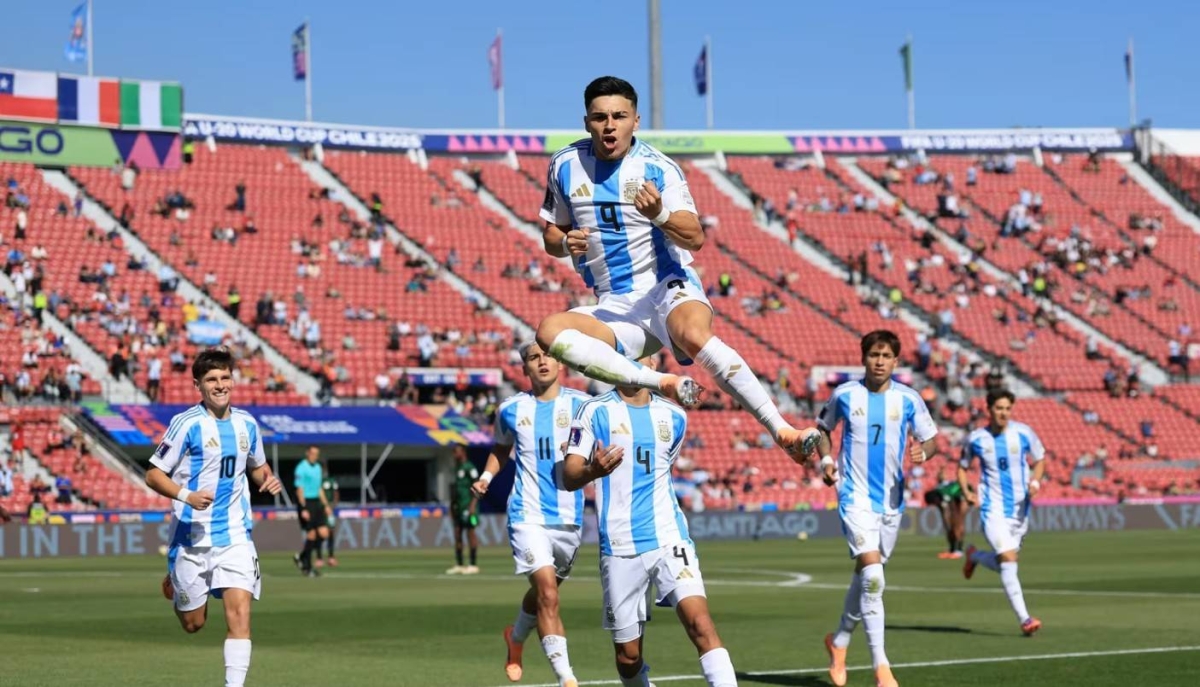 منتخب الأرجنتين يقسو على نيجيريا برباعية ويتأهل لربع نهائي مونديال الشباب