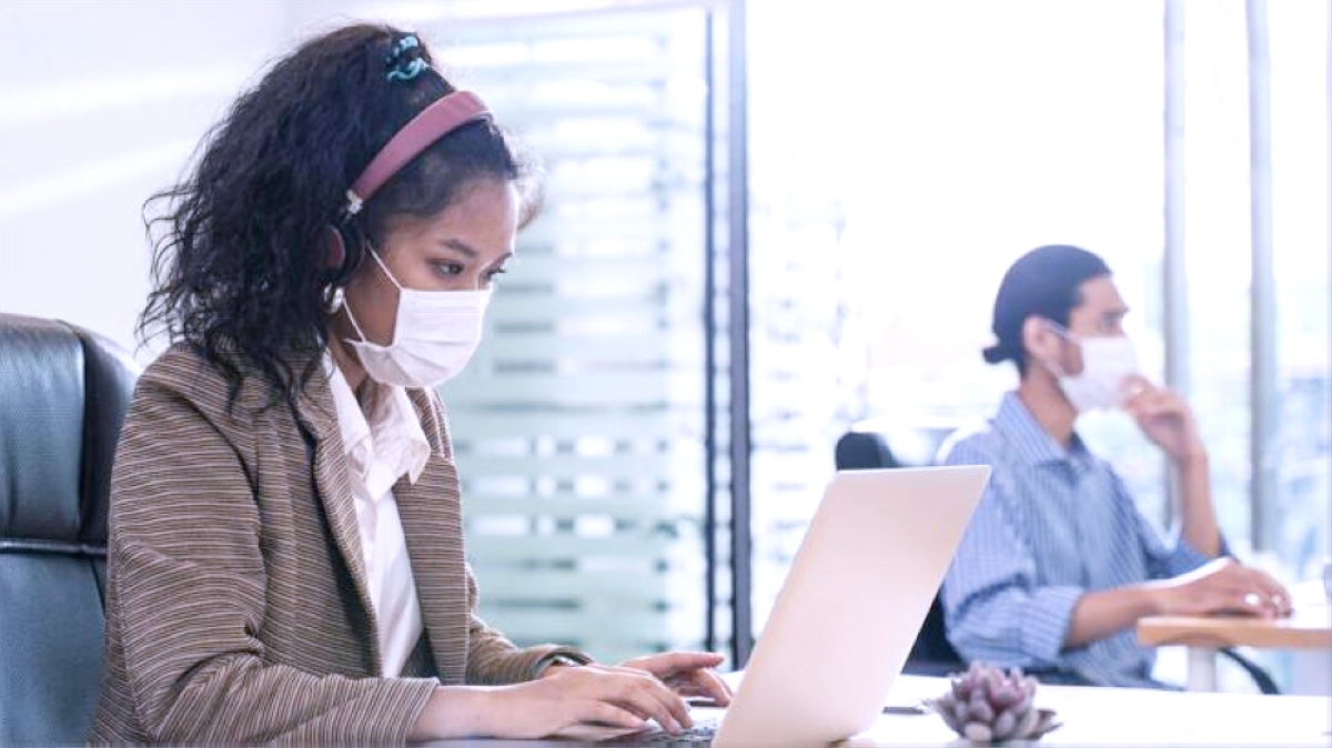 أمراض ومشاكل يسببها العمل المكتبي