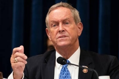 الشيوخ الأميركي يقر إلغاء قانون قيصر المفروض على سوريا – الوطن