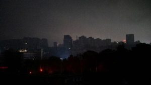 هجوم روسي “ضخم” يستهدف منشآت الطاقة الأوكرانية