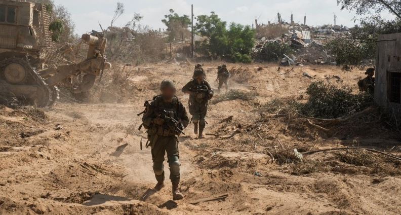 رويترز: اتمام المرحلة الأولى من الانسحاب الإسرائيلي خلال 24 ساعة من بدء اتفاق غزة