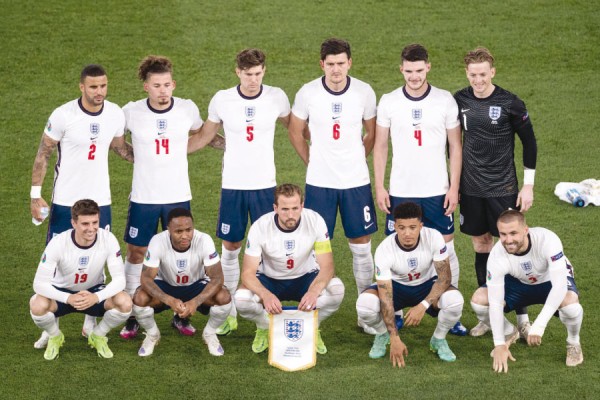 إنجلترا والبرتغال والنرويج على أعتاب التأهل.. إيطاليا لتجنّب الكابوس