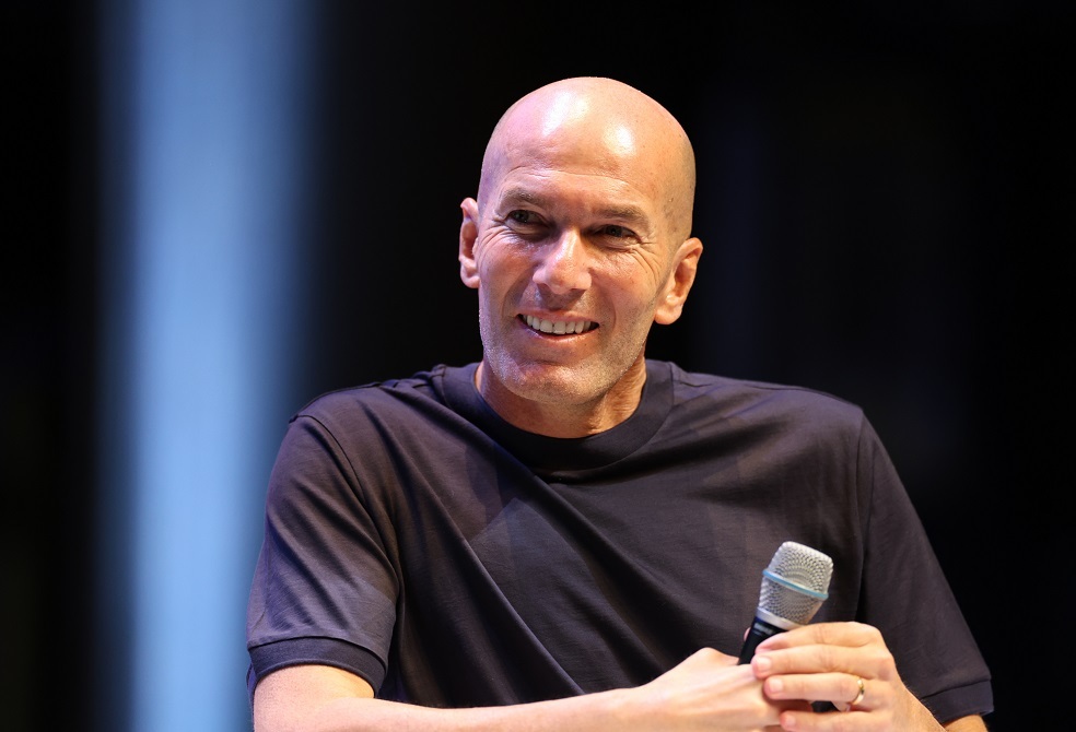 مفاجأة.. زيدان يؤكد عودته للتدريب ويكشف وجهته