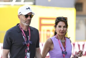 Zidane : Comme tous les enfants, j'ai appris à aimer le football dans les rues... Mes parents viennent d'Algérie