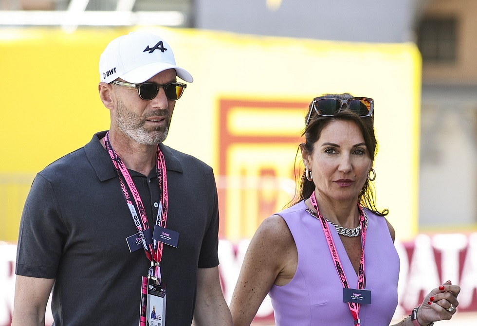 زيدان: مثل جميع الأطفال تعلمت حب كرة القدم في الشوارع.. والداي من الجزائر