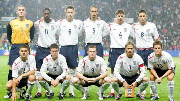 جيرارد: جيل إنجلترا السابق “مجموعة من الخاسرين المغرورين”