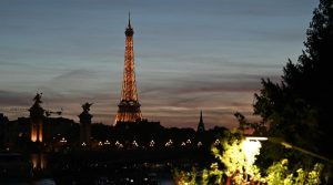 الاقتصاد الفرنسي يترنّح بعد 16 شهرا من الأزمة السياسية