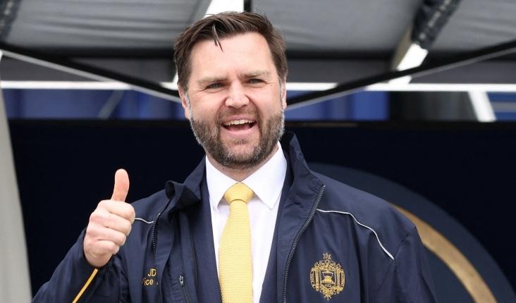 فانس: “الهدر والاحتيال” جوهر أزمة تمويل الكونغرس | صحيفة الخليج