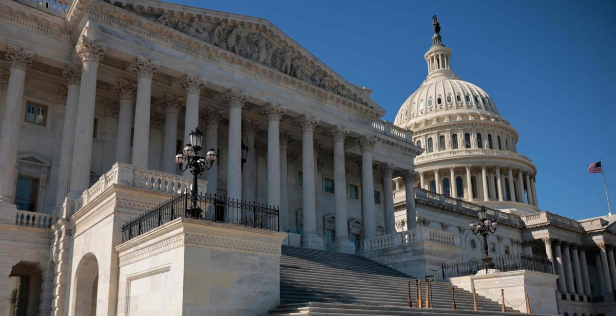 النقاش حول الإغلاق الحكومي يتجاهل خطر الصعود الصاروخي للدين العام