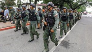 رداً على تحركات أميركا في الكاريبي.. فنزويلا تباشر بمناورات عسكرية