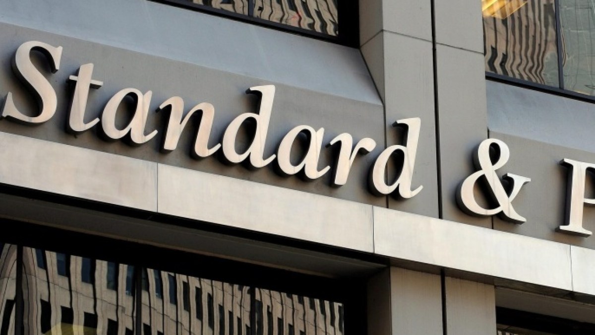 Standard & Poor's rehausse la note de crédit de l'Égypte, Fitch la confirme