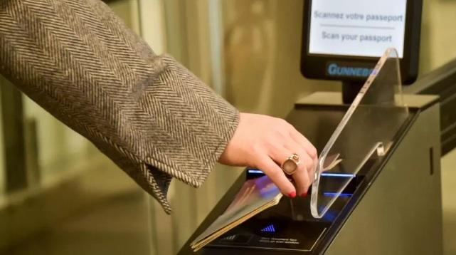 الاتحاد الأوروبي يبدأ اليوم تطبيق النظام الجديد لمراقبة المسافرين