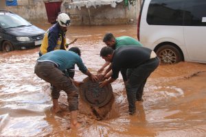 فيضانات تجتاح ريف إدلب شمالي سوريا