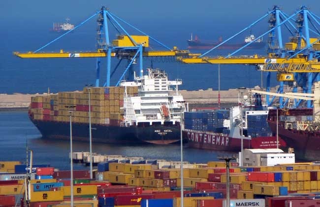 تداول أكثر من 76 ألف طن بضائع عامة بميناء دمياط