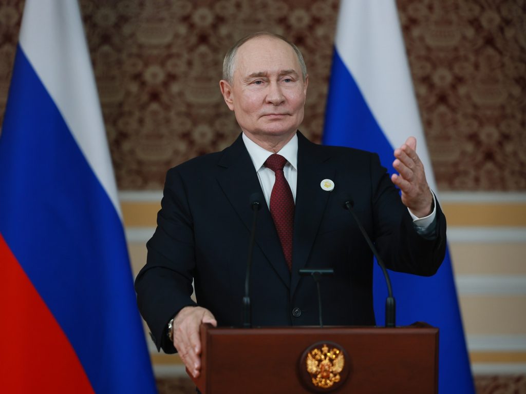 بوتين: سباق التسلح النووي العالمي بدأ بالفعل