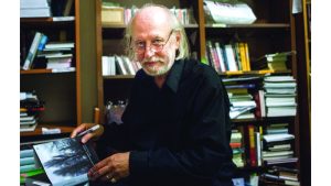 Prix Nobel de littérature 2025 décerné aux écrits "étonnants" de Krasznahorkai