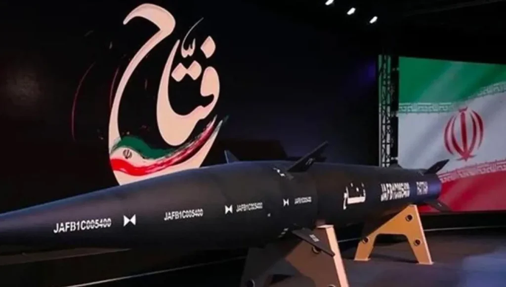 مسؤول إيراني: القيود المفروضة على مدى صواريخنا البالستية رُفعت بإذن خامنئي