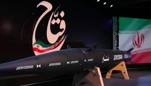 مسؤول إيراني: القيود المفروضة على مدى صواريخنا البالستية رُفعت بإذن خامنئي